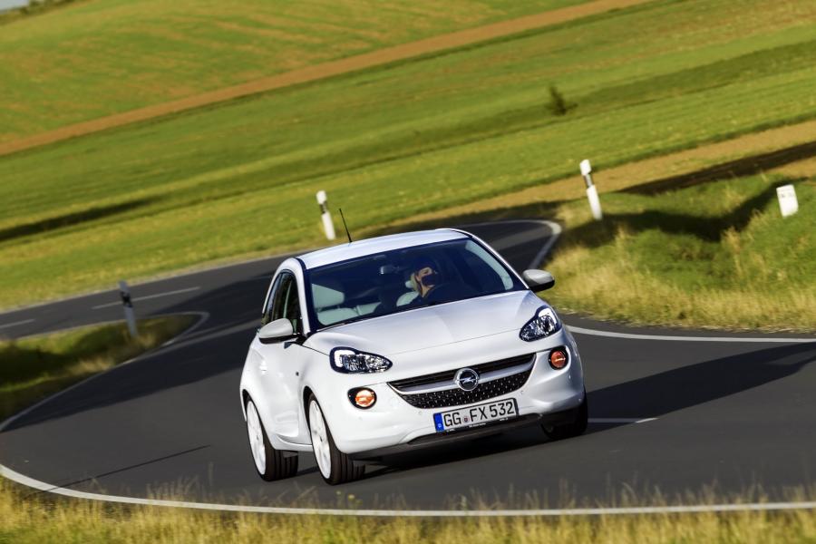  Opel Adam White Link 2013 года  (фото 2 из 7)